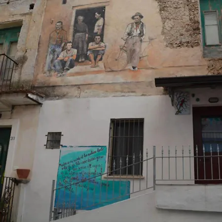 Dei Murales Bed & Breakfast 3*